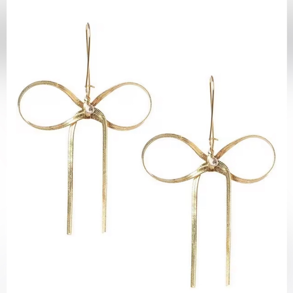 Bow statement earrings